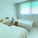 P1 Hongdea 3 Bedrooms Unit