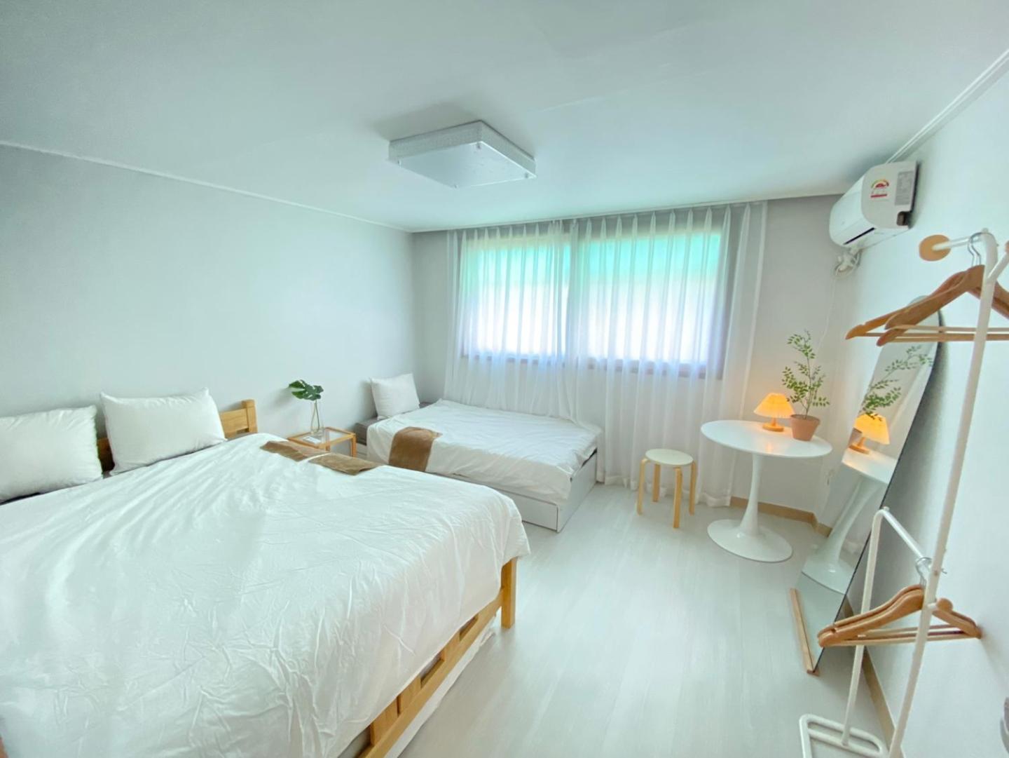 Guest house P1 Hongdea 3 Bedrooms Unit Seoul